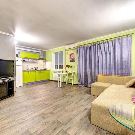 Apartments On Klovsky Descent 20 Киев Экстерьер фото